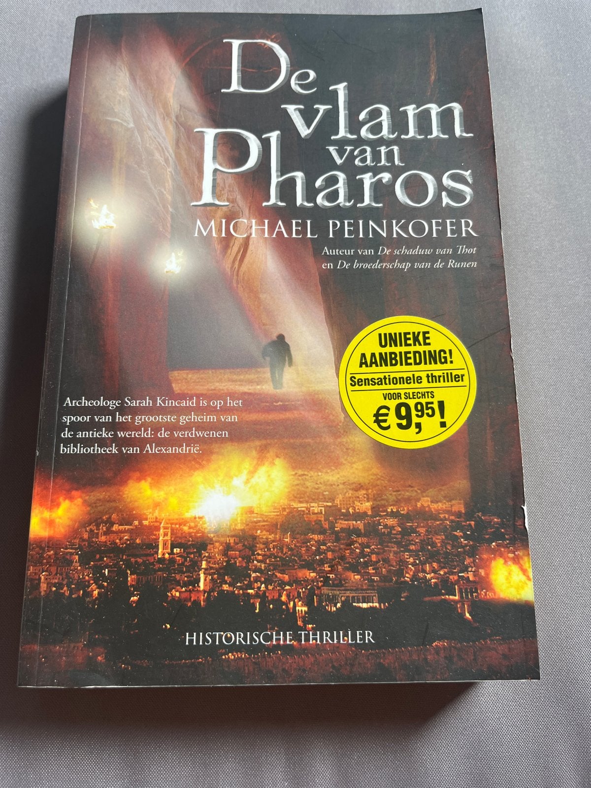 De Vlam van Pharos - Michael Peinkofer (Historische Thriller, Ophalen of Verzenden, Zo goed als nieuw, Europa overig
