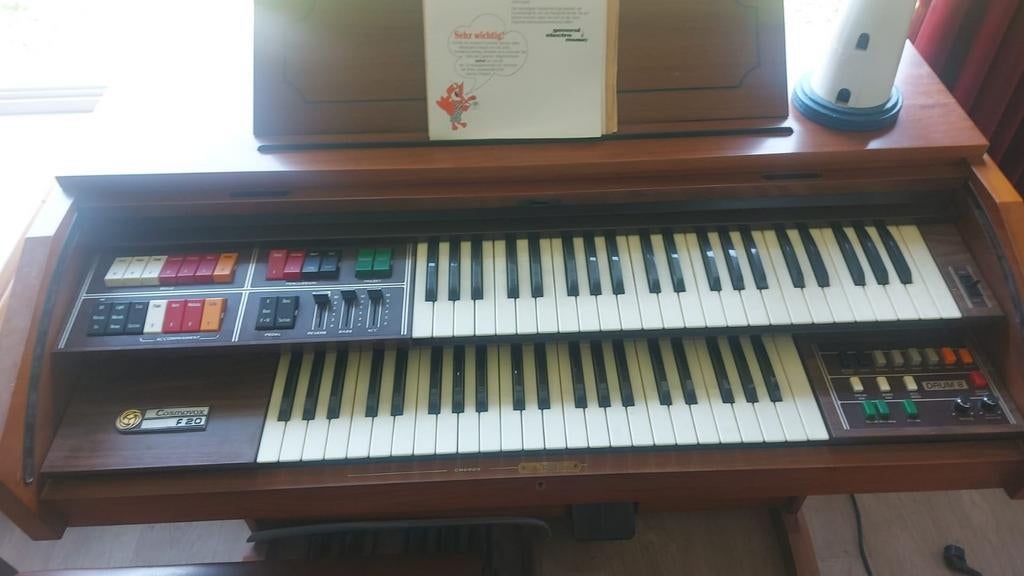 Cosmophon F20 Orgel met twee klavieren en drumcomputer, Muziek en Instrumenten, Ophalen, Gebruikt, 2 klavieren, Orgel