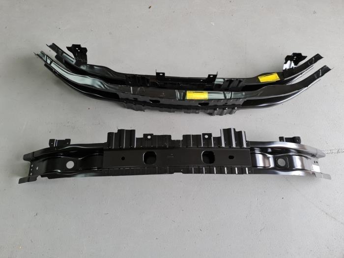 Bumperframe voor van een Mercedes Vito, Auto-onderdelen, Ophanging en Onderstel, Mercedes-Benz, Nieuw, 3 maanden garantie, Ophalen of Verzenden