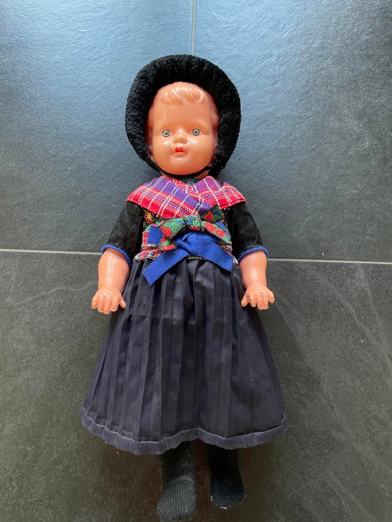 Staphorster pop 68 cm originele kleding, Ophalen of Verzenden, Gebruikt, Overige typen