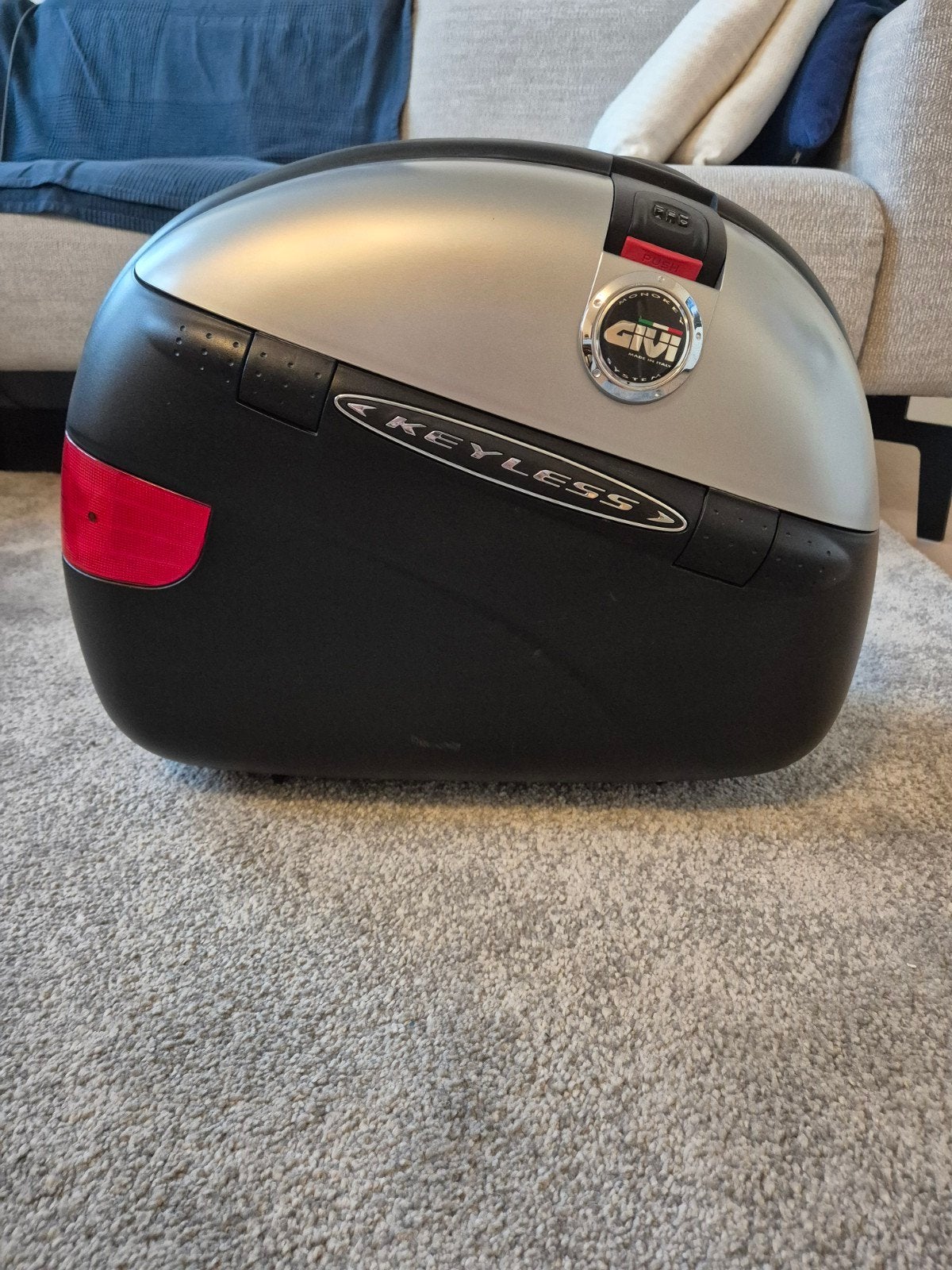 GIVI Keyless Topkoffer - Zwart/Zilver, Motoren, Ophalen, Gebruikt