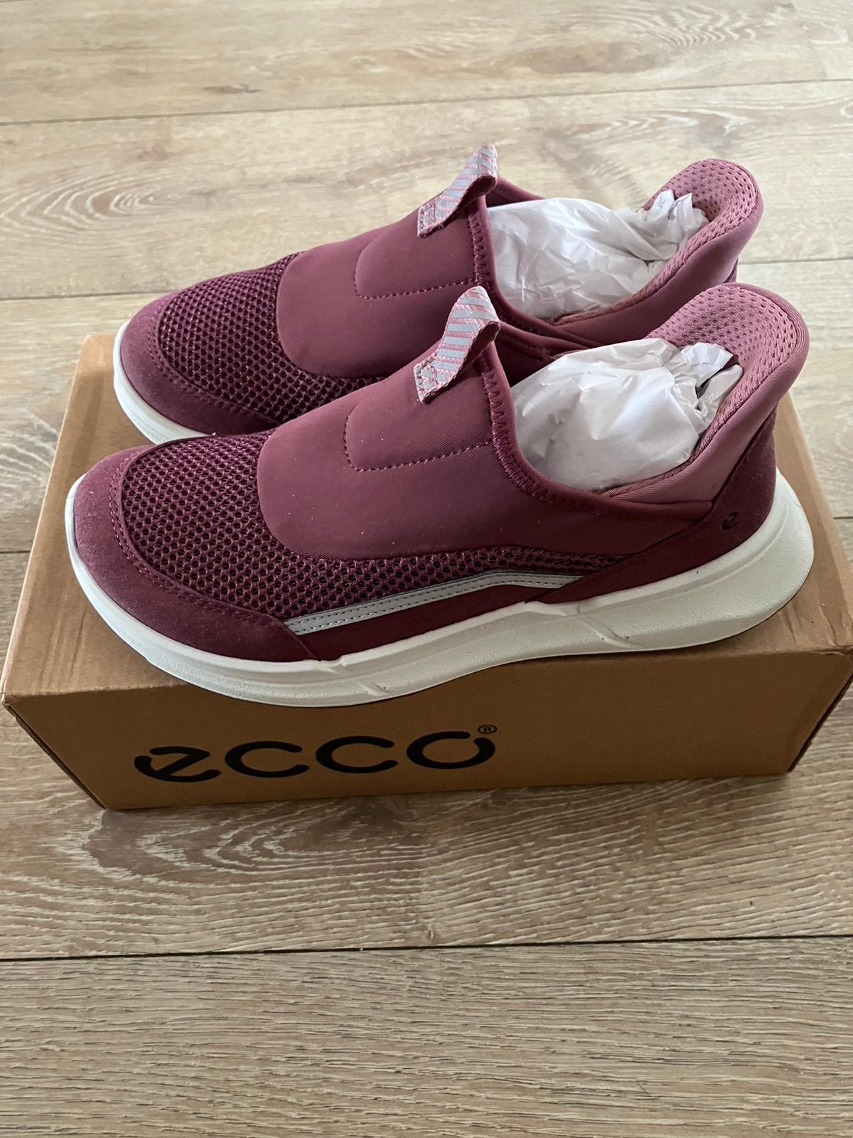Ecco biom maat 35, Overige kleuren, Nieuw, Ophalen of Verzenden, Sneakers of Gympen