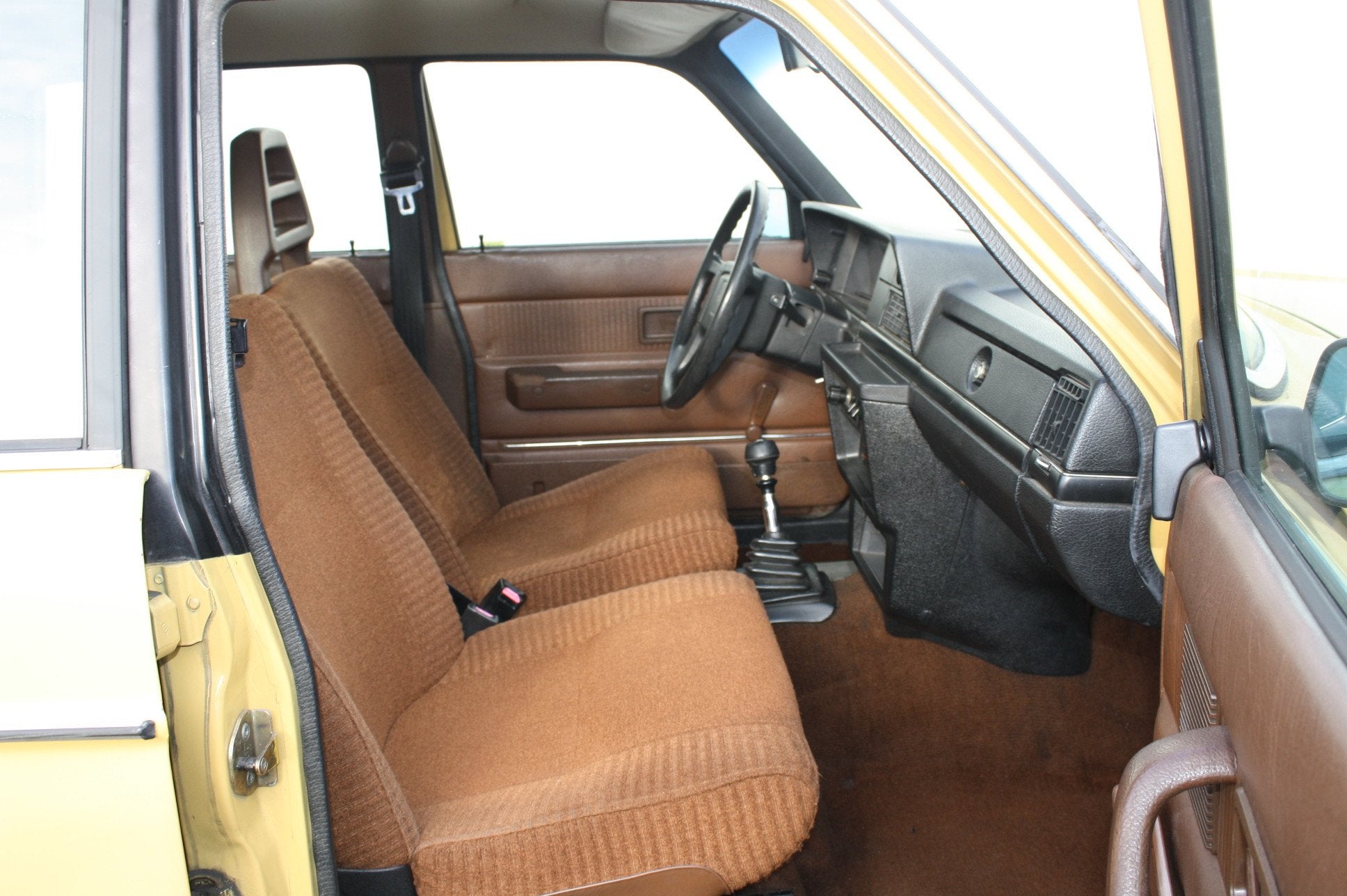 Volvo 245 GL D6 met Overdrive (bj 1981), foto 4