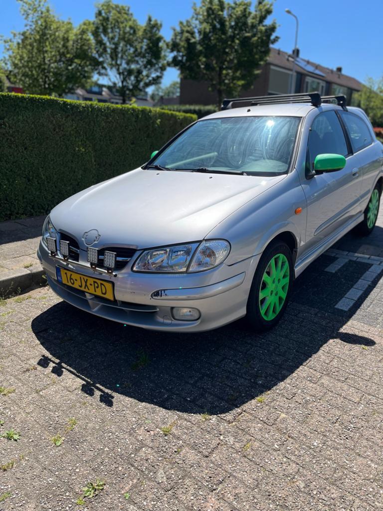Nissan Almera 1.8 3D 2002 Grijs, 4 cilinders, Origineel Nederlands, 1200 kg, Airconditioning