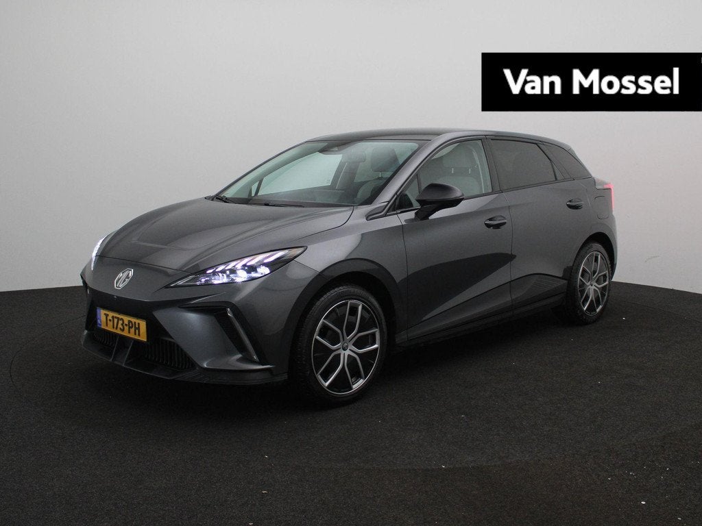 MG 4 Long Range Luxury 64 kWh | Carplay | Stoelverwarming |, Auto's, MG, Bedrijf, Te koop, MG4, 360° camera, ABS, Achteruitrijcamera