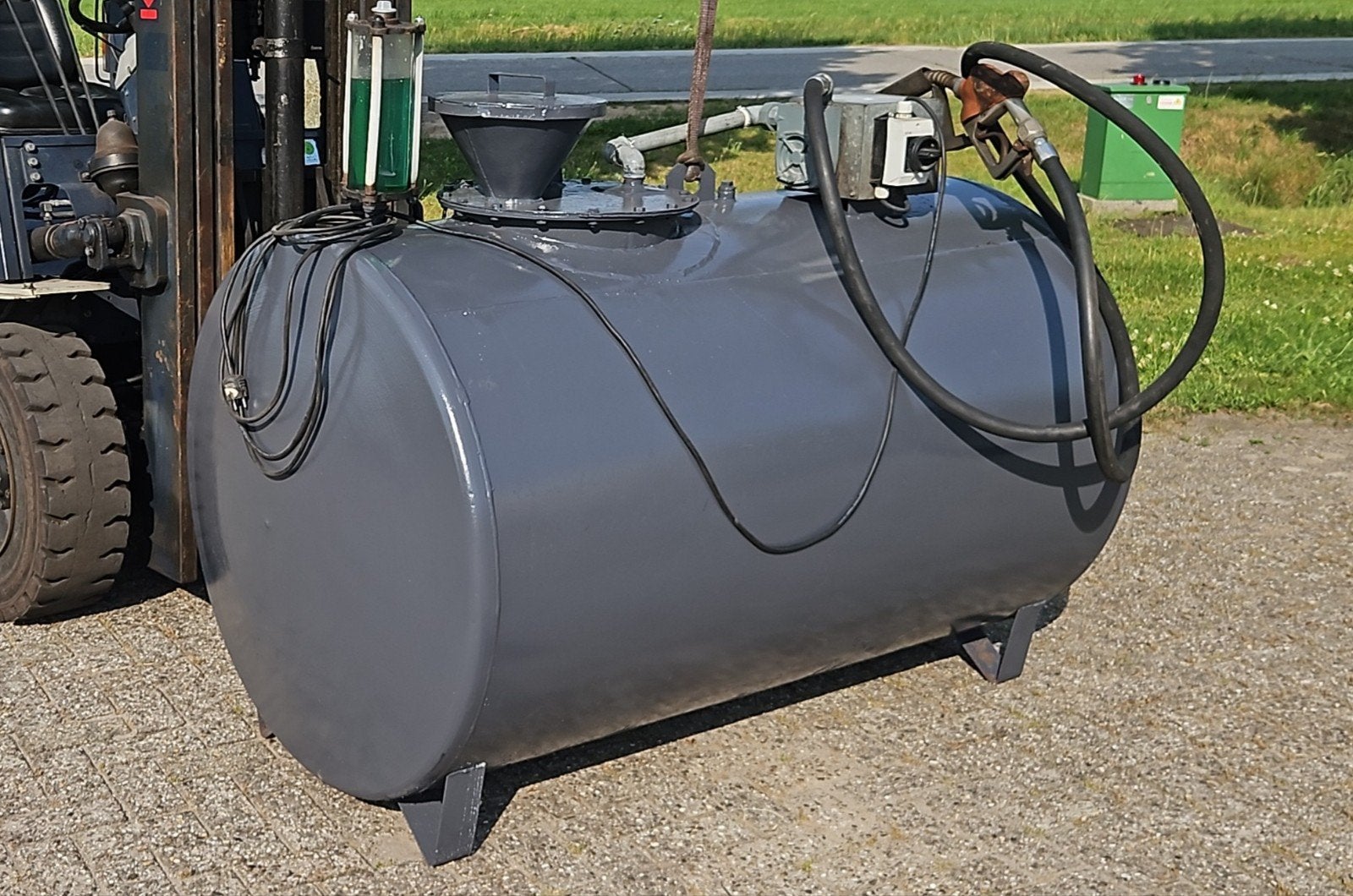 1300l dieseltank met pomp, Doe-het-zelf en Verbouw, 100 liter of meer, Ophalen