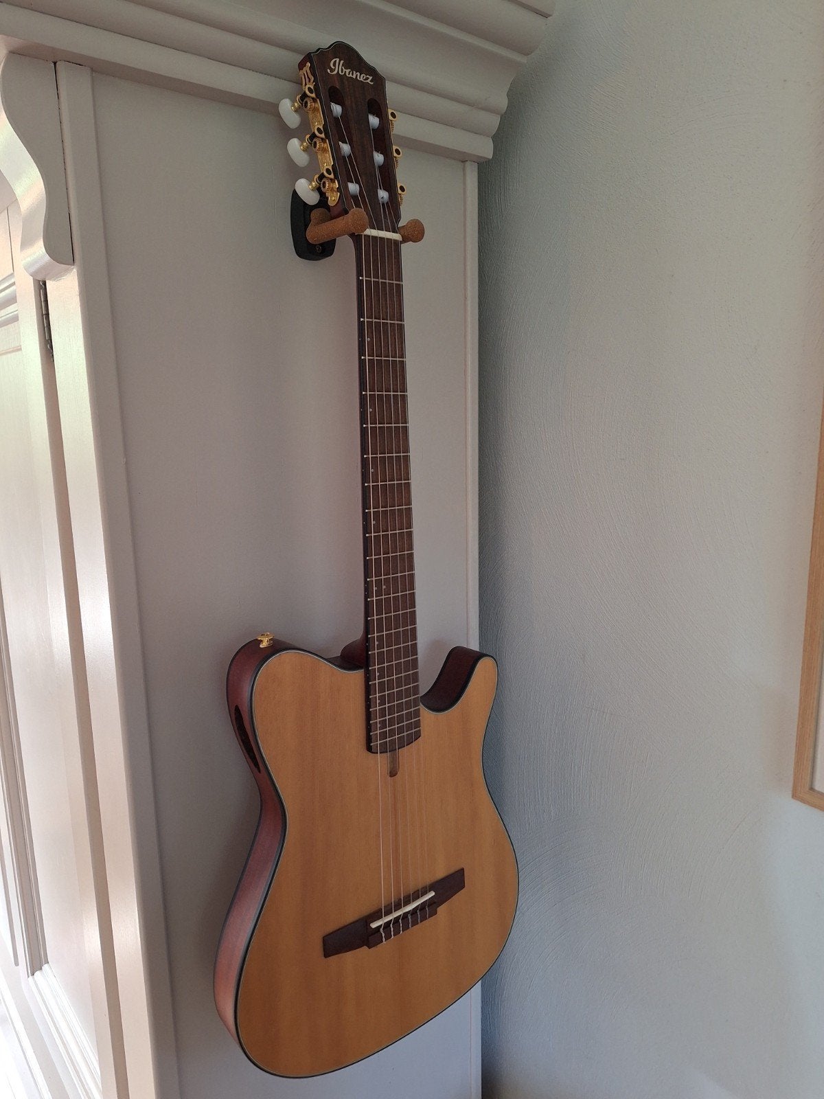 Ibanez FRH10N-NTF nylonsnaar gitaar in nieuwstaat, Muziek en Instrumenten, Ophalen of Verzenden, Zo goed als nieuw, Semi-akoestisch