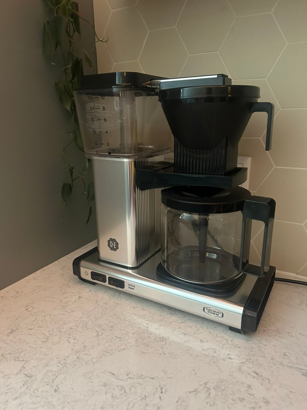 Moccamaster Technivorm - DE koffiezetapparaat, Witgoed en Apparatuur, Ophalen, Gebruikt, Koffiemachine, Gemalen koffie