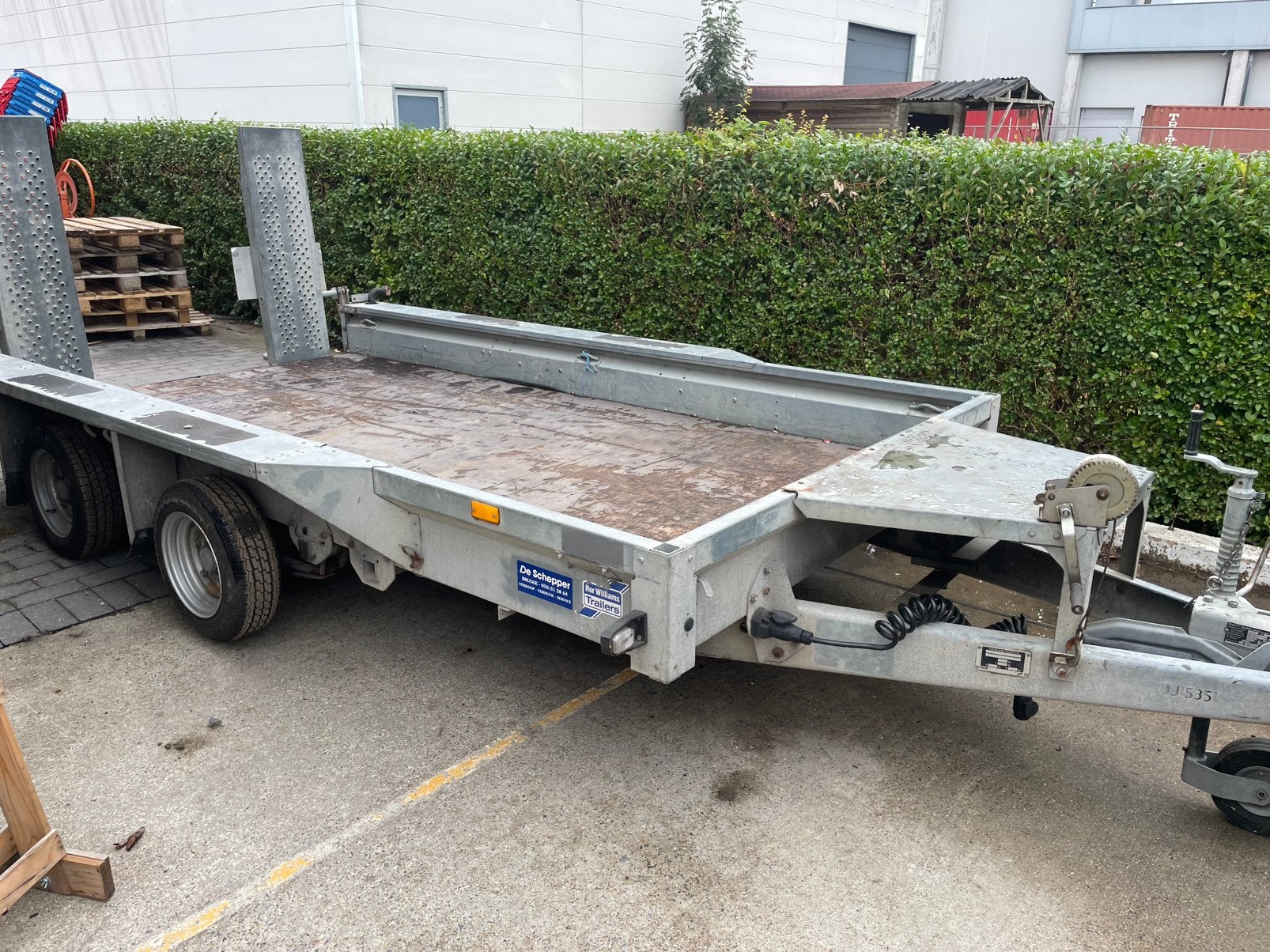 Ifor Williams dieplader, Ophalen