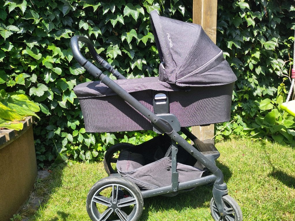 Nuna mixx kinderwagen, compleet, Kinderen en Baby's, Gebruikt, Verstelbare duwstang, Ophalen, Kinderwagen