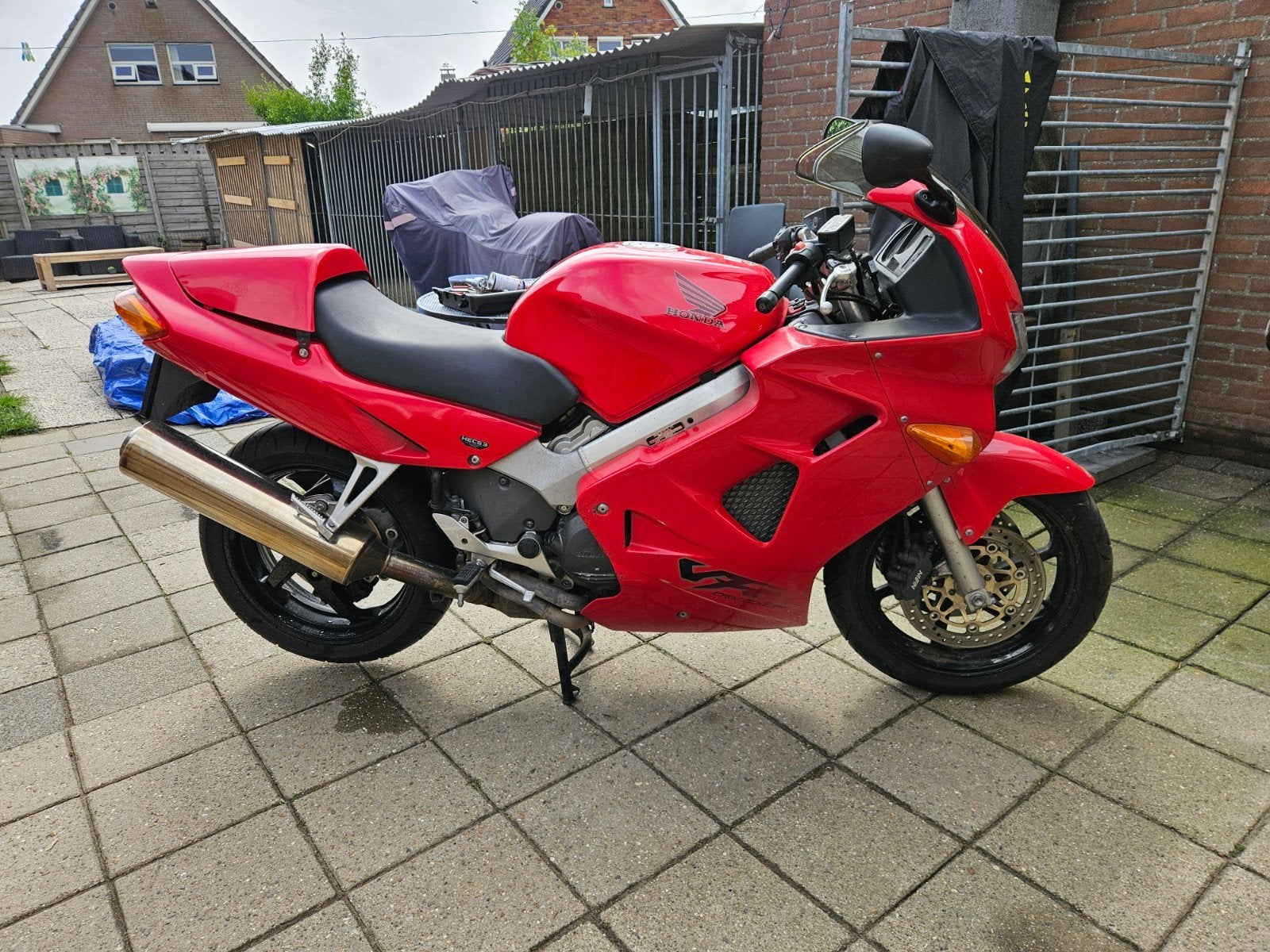 Honda vfr 800fi (38000 km), Motoren, Ophalen