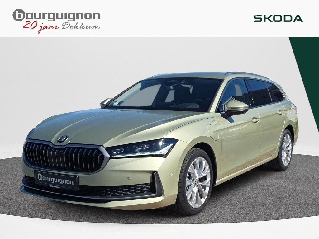 Skoda Superb Combi 1.5 TSI PHEV L&K | 204Pk | Trekhaak | HUD