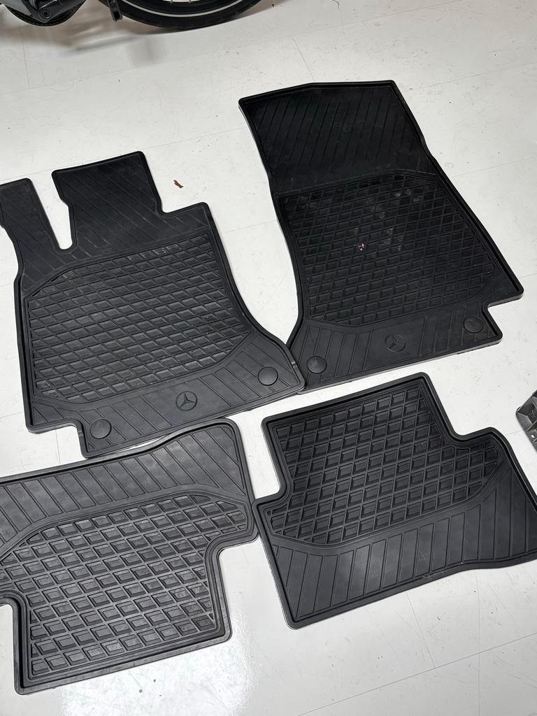 Mercedes C-klasse W205 rubberen automatten - Set van 4, Ophalen, Gebruikt