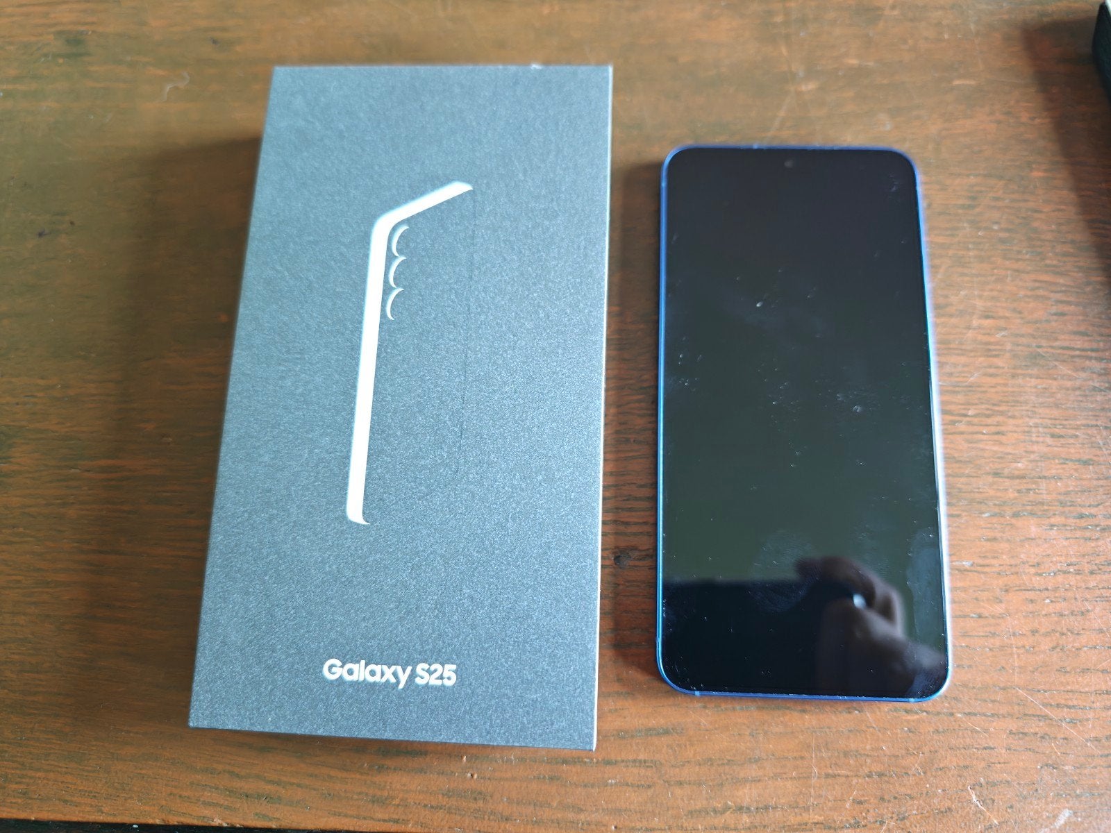 Samsung Galaxy S25 - zgan in doos, 256GB, Blauw (Navy)