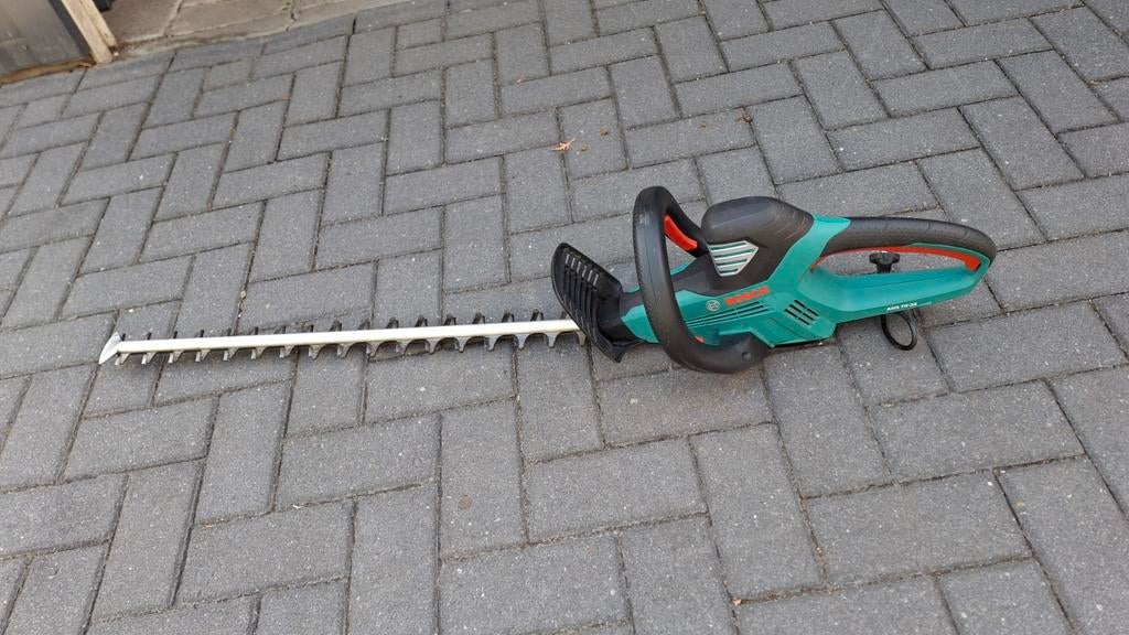 Bosch Heggenschaar AHS 70-34 - Uitstekende Staat, Ophalen, Zo goed als nieuw, Elektrisch, Bosch