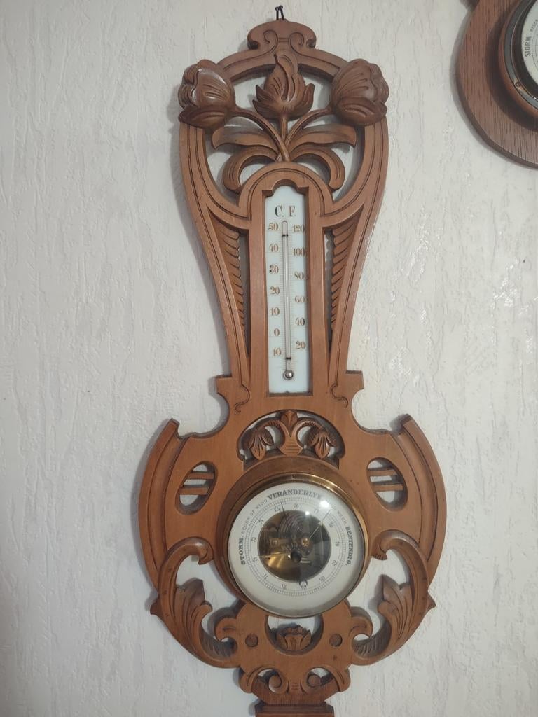 Houten barometer met thermometer, Ophalen