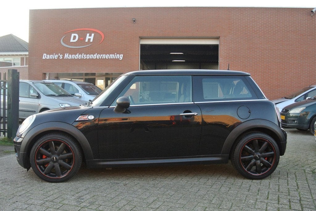 Mini Mini 1.4 One Anniversary MK II airco apk 03-05-2027 inr, Voorwielaandrijving, Gebruikt, 4 stoelen, Bedrijf
