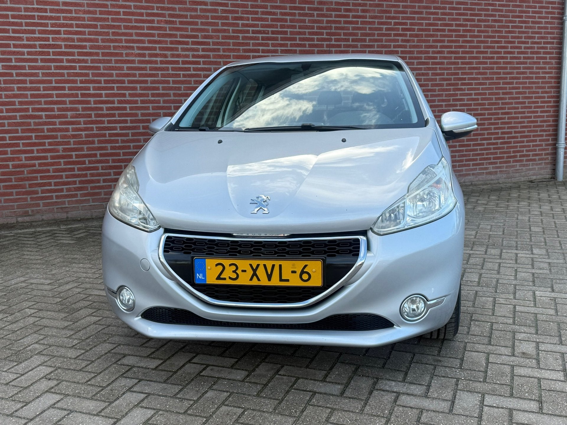 Peugeot 208 1.2 VTi Blue Lease / Nap / Airco / Cruise contro, Voorwielaandrijving, Euro 5, Gebruikt, 31 €/maand