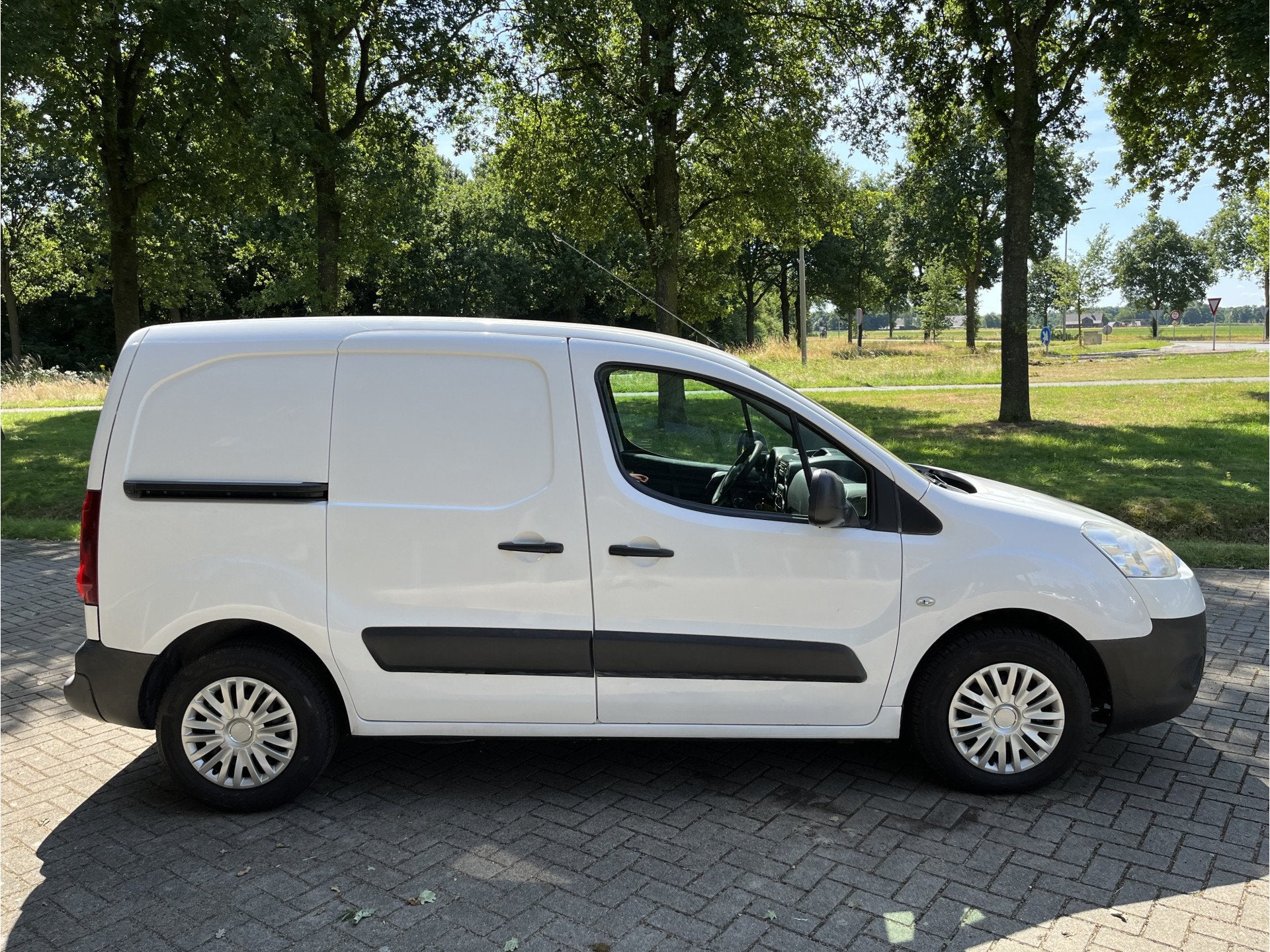 Peugeot Partner 120 1.6 VTi L1 XR | BENZINE | MARGE AUTO | L, Voorwielaandrijving, Euro 5, Stof, Gebruikt