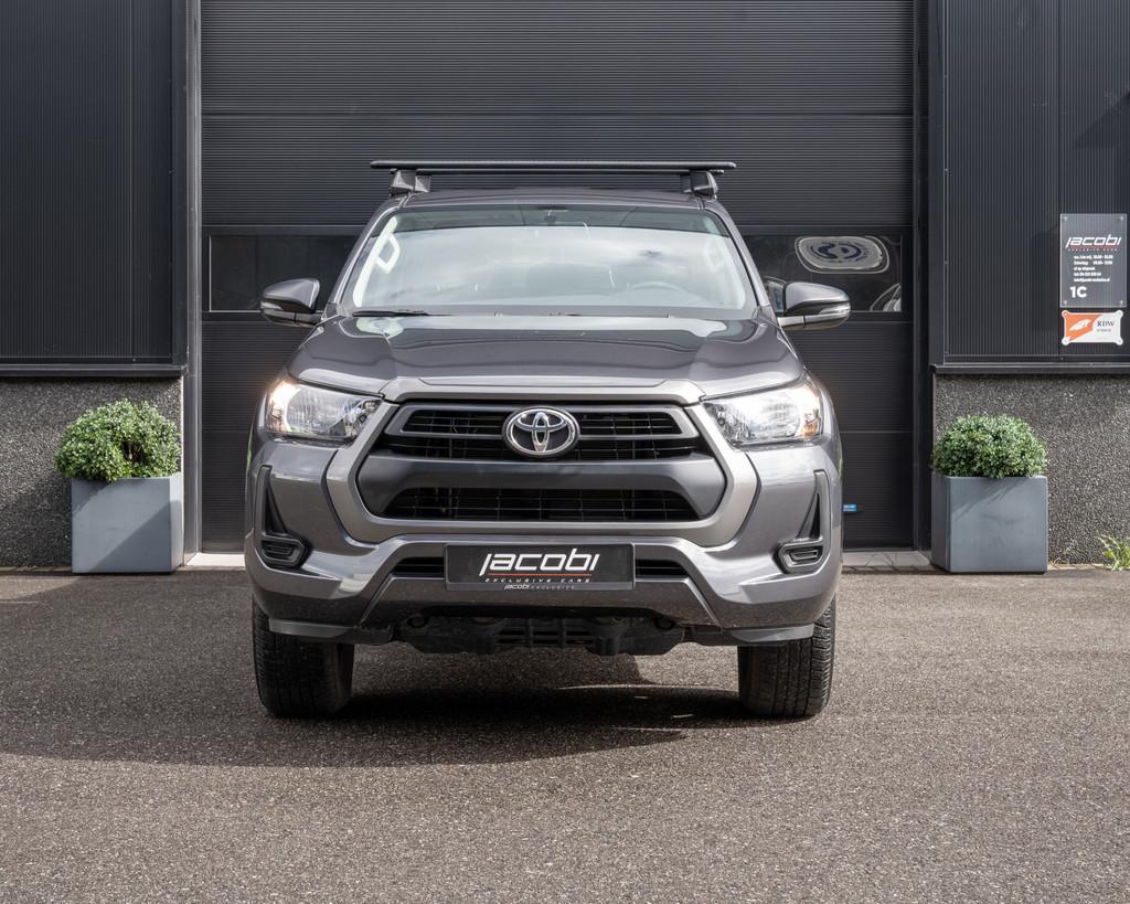 Toyota Hilux 2.4 D-4D Double Cab Invincible | BTW | BPM VRIJ, Auto's, Toyota, Zwart, 4 cilinders, 150 pk, Leder en Stof