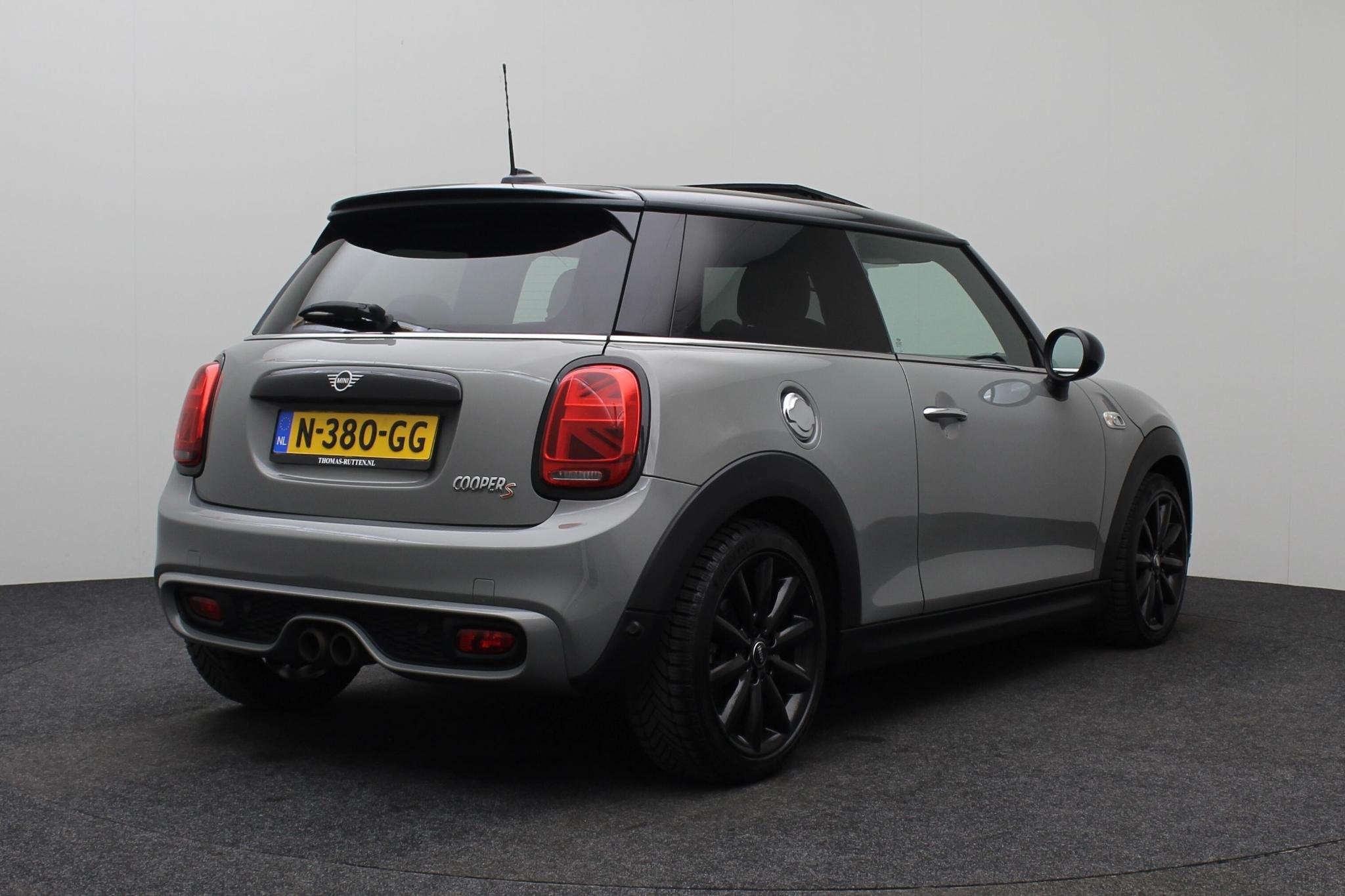 MINI 3-Deurs 2.0 Cooper S Chili 2018 | Airco | Stoelverwarmi, 1998 cc, Gebruikt, Euro 6, Automatische klimaatregeling