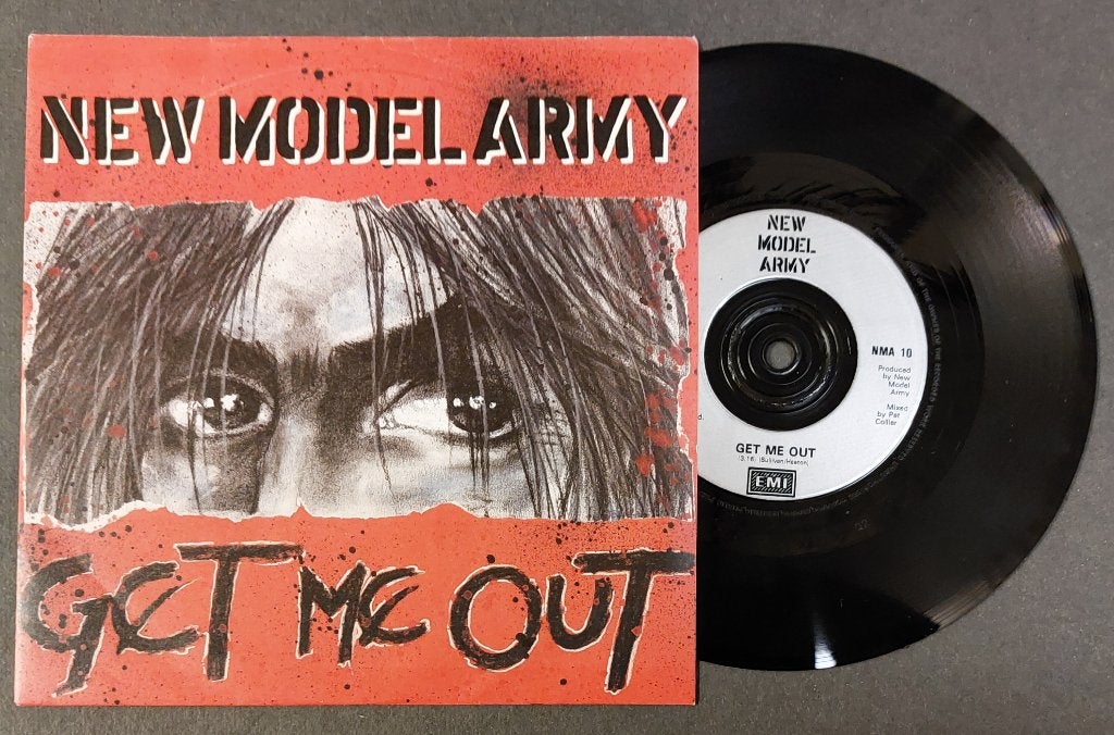 New Model Army VINYL SINGLE Get Me Out PUNK 7 inch, Fotohoes, Verzenden, 7 inch, Zo goed als nieuw