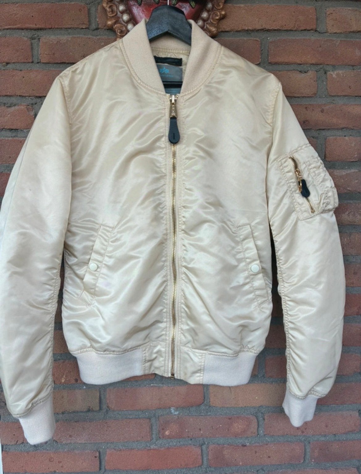 Uniek Alpha Industries Bomberjack, Kleding | Dames, Ophalen of Verzenden, Zo goed als nieuw, Maat 42/44 (L), Geel