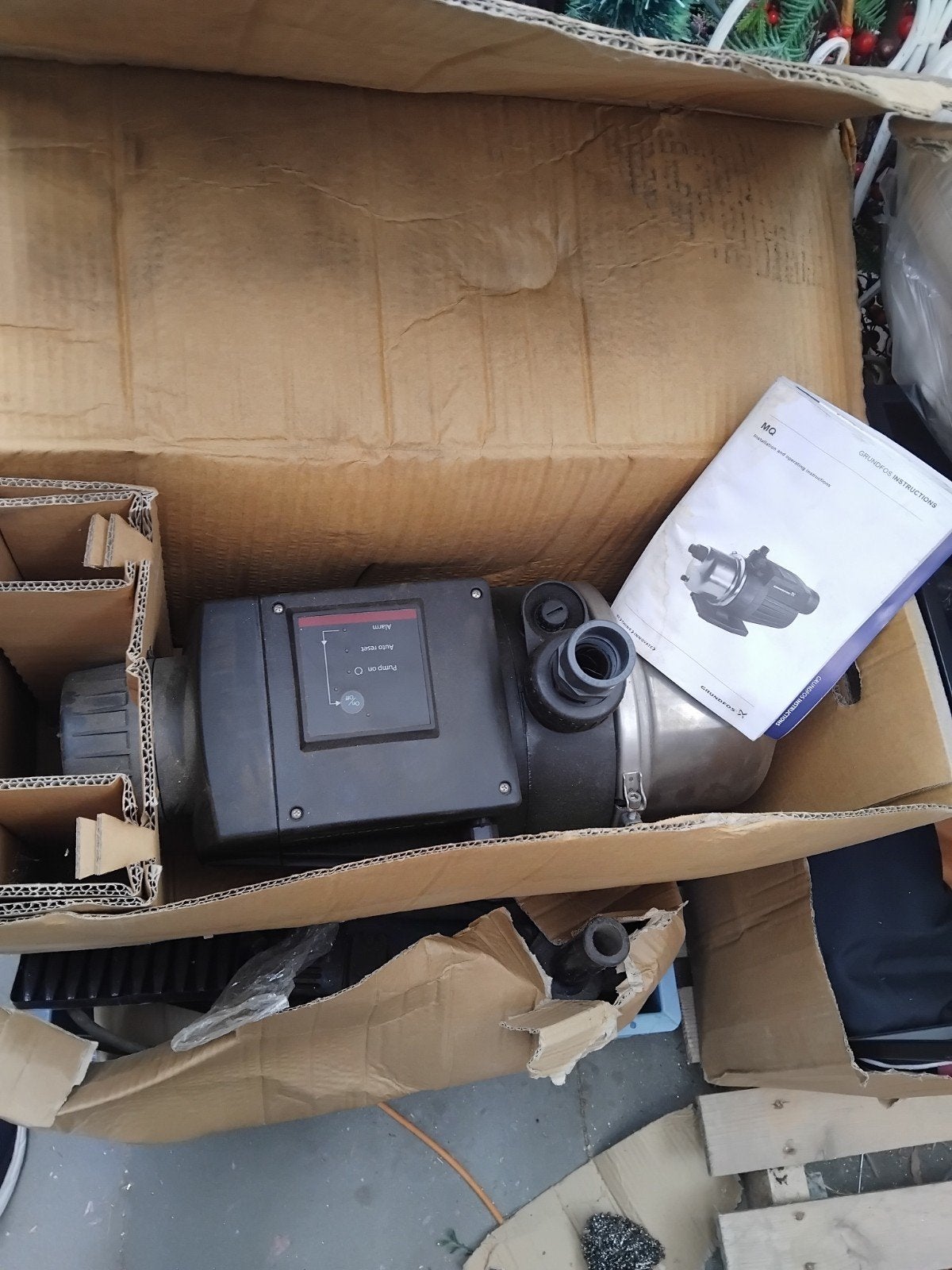 Grundfos MQ3-35 B Waterpomp - 850W, Ophalen of Verzenden