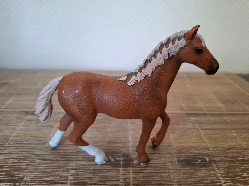 Schleich 42360 Engels Volbloed paard uit set met deken, Ophalen of Verzenden, Gebruikt