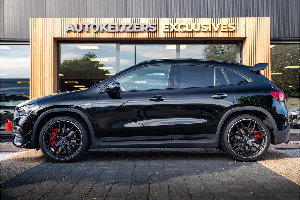 Mercedes-Benz GLA AMG 45 S 4MATIC+ Mercedes-Benz GLA 45 S AM, Auto's, Mercedes-Benz, Automaat, Gebruikt, Zwart, 4 cilinders