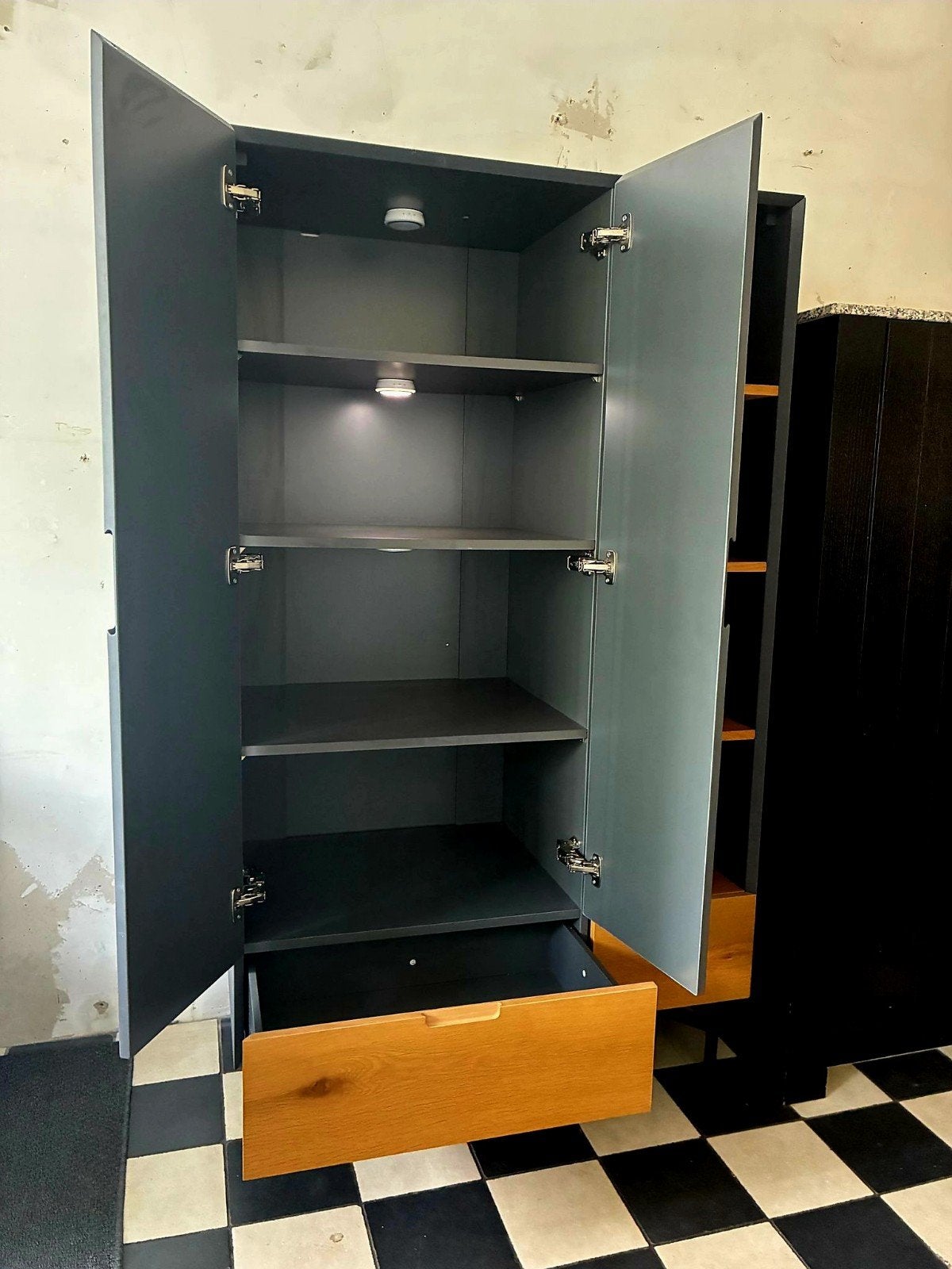Opbergkast, Gebruikt, Meerdere deuren, 50 tot 100 cm, Modern