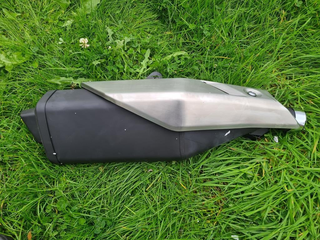 Honda X ADV 750 demper orgineel nieuw!

Bouwjaar 2025!, Ophalen of Verzenden, Nieuw