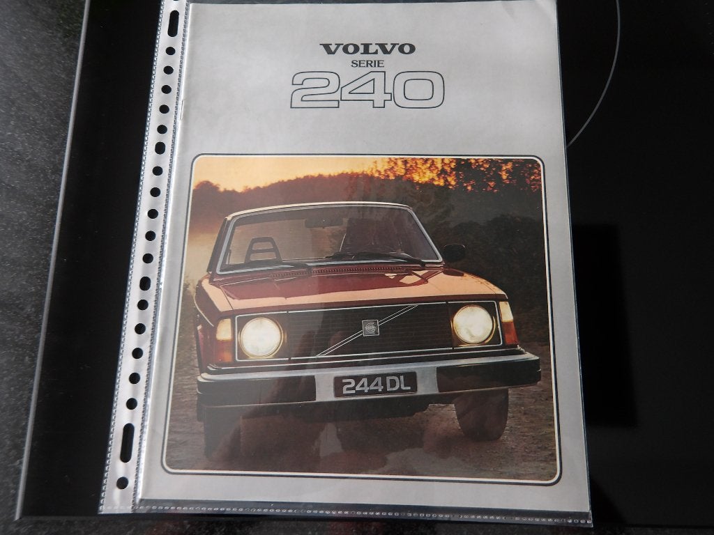 Volvo Serie 240 Brochure - Klassieke Auto Documentatie, Ophalen of Verzenden, Zo goed als nieuw, Volvo