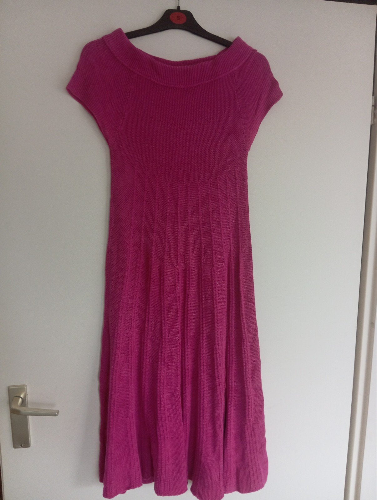 Roze gebreide jurk | United Colors of Benetton maat M, Kleding | Dames, Jurken, Maat 38/40 (M), Ophalen of Verzenden, Roze, Knielengte