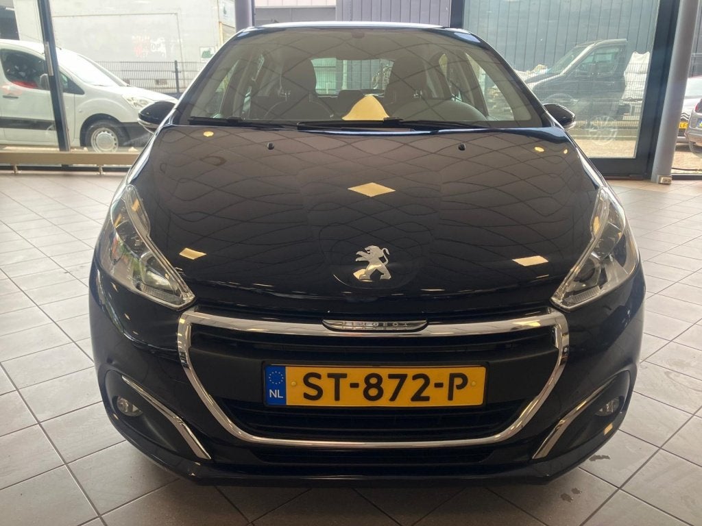 Peugeot 208 1.2 PureT. Blue Lion 86 DKM BJ 2018 ! (bj 2018), Voorwielaandrijving, Dealer onderhouden, Gebruikt, 1199 cc