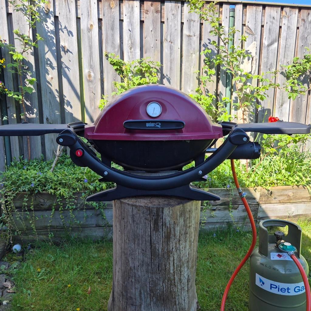 Weber Q BBQ Flame Red | grote gasfles aansluiting +origineel, Ophalen of Verzenden, Gebruikt