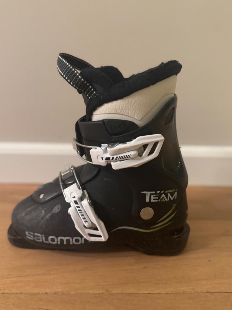 Kinder skischoenen Salomon maat 20–21, 1 week gebruikt, Gebruikt, 100 tot 140 cm, Schoenen, Salomon