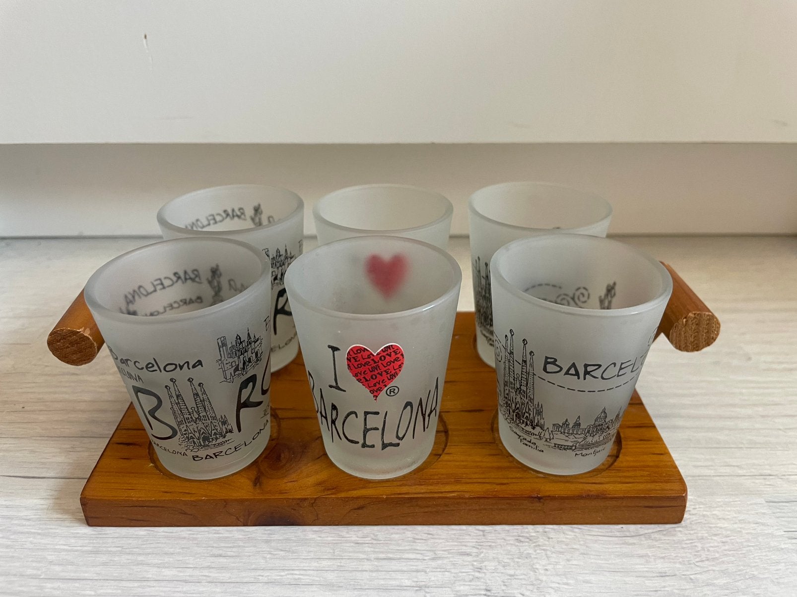 Diverse shotglaasjes Barcelona en 1 van Krakau, Overige typen, Ophalen of Verzenden, Zo goed als nieuw, Glas