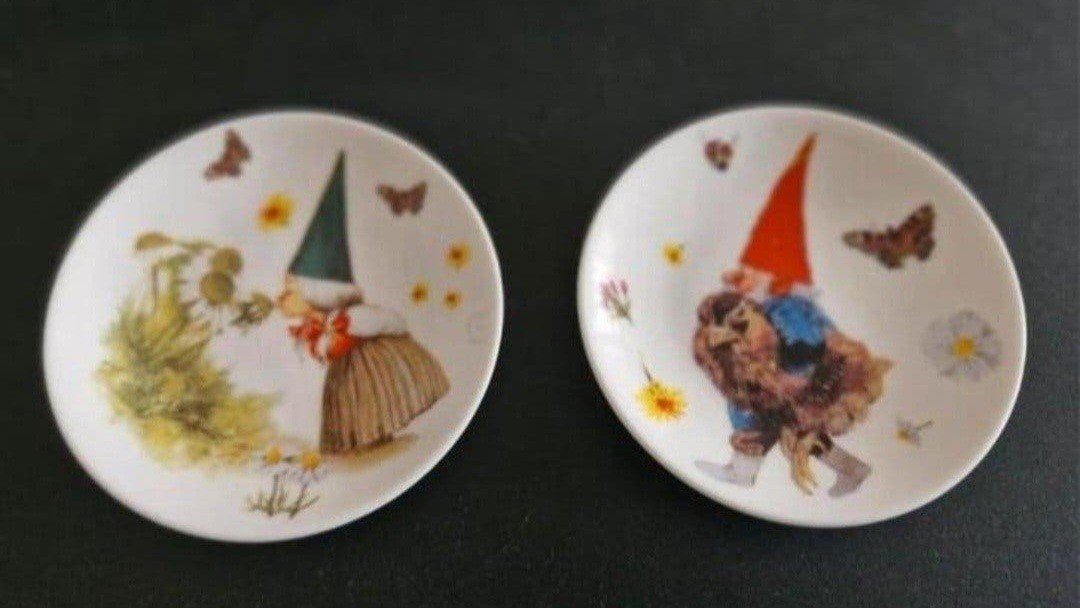 Twee David de Kabouter Petit Fours bordjes, Huis en Inrichting, Ophalen of Verzenden