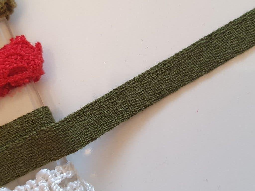 Geweven band - Donker groen 10mm #2500, Hobby en Vrije tijd, Naaien en Fournituren, Ophalen of Verzenden, Nieuw, Lint, Band of Elastiek