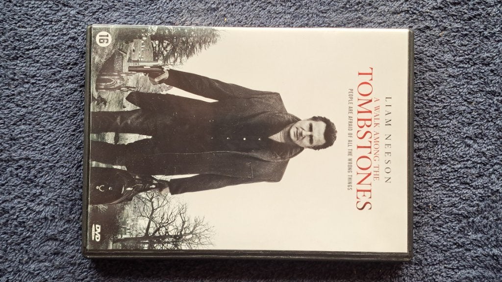 Tombstones "Liam Neeson", Alle leeftijden, Ophalen of Verzenden, Zo goed als nieuw