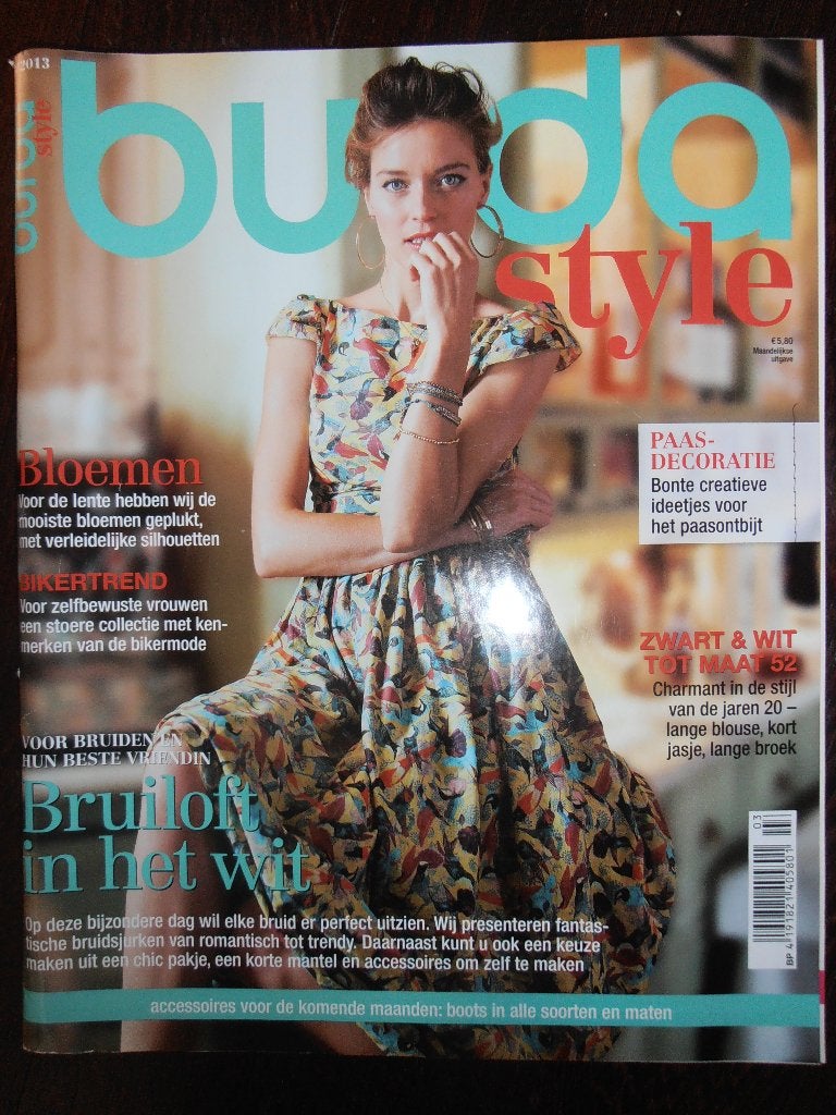 Burda maart 2013 bruiloft in het wit, Ophalen of Verzenden, Zo goed als nieuw, Vrouw, Burda