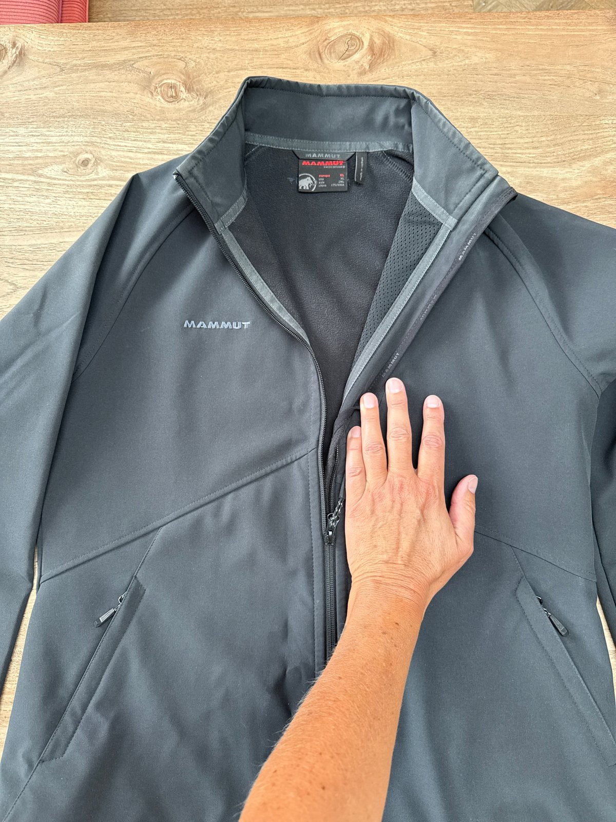 Mammut Softshell Jas - Zwart - Maat L, Ophalen of Verzenden, Zo goed als nieuw, Maat 42/44 (L), Zwart