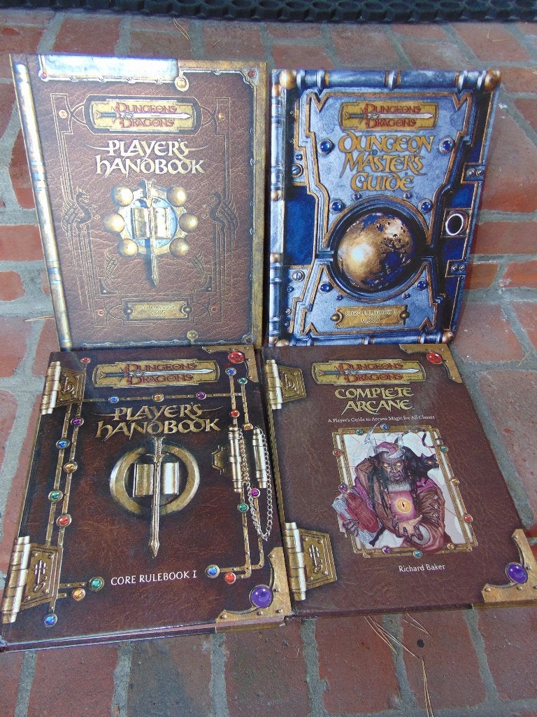 Dungeons and dragons boeken, Ophalen of Verzenden, Gebruikt, Overige soorten, Boek of Catalogus