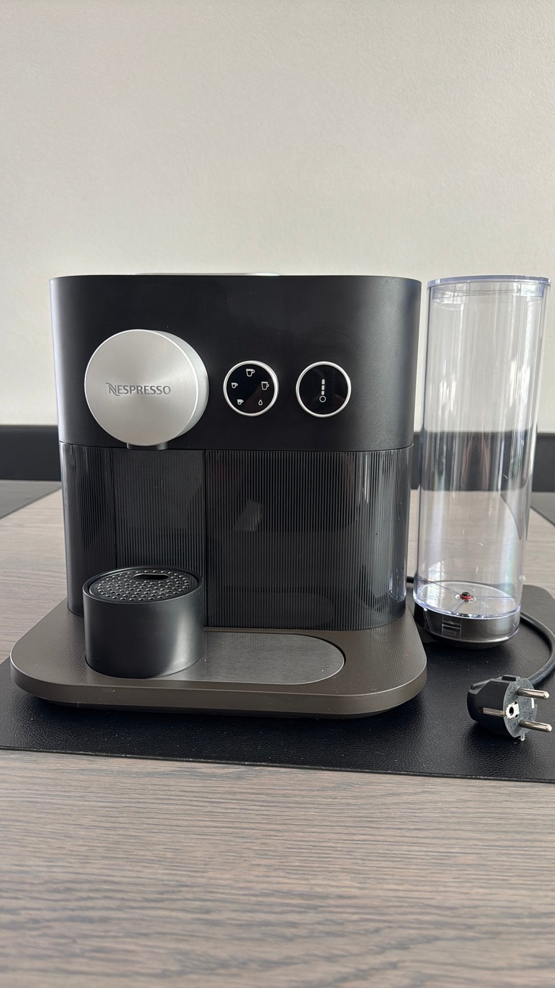 Nespresso koffiemachine, Witgoed en Apparatuur, Koffiezetapparaten, Ophalen, Koffiemachine