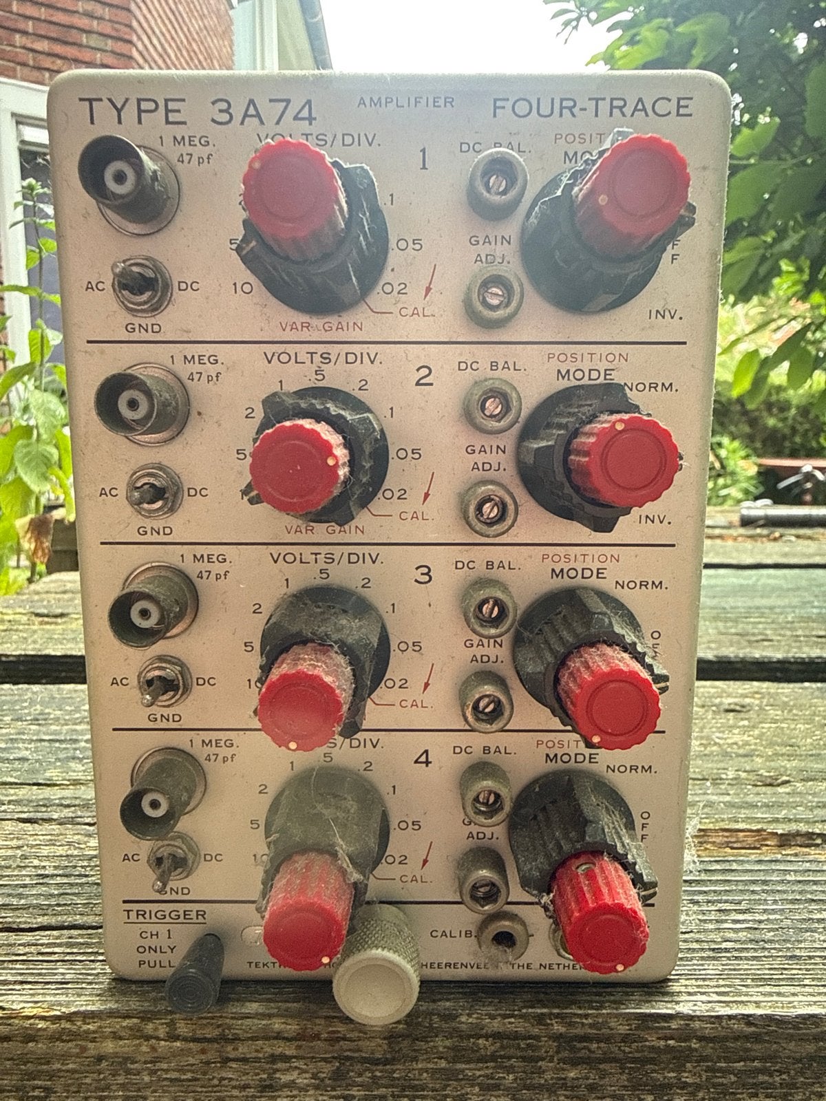 Vintage Tektronix Type 3A74 Vierkanaals Versterker, Ophalen