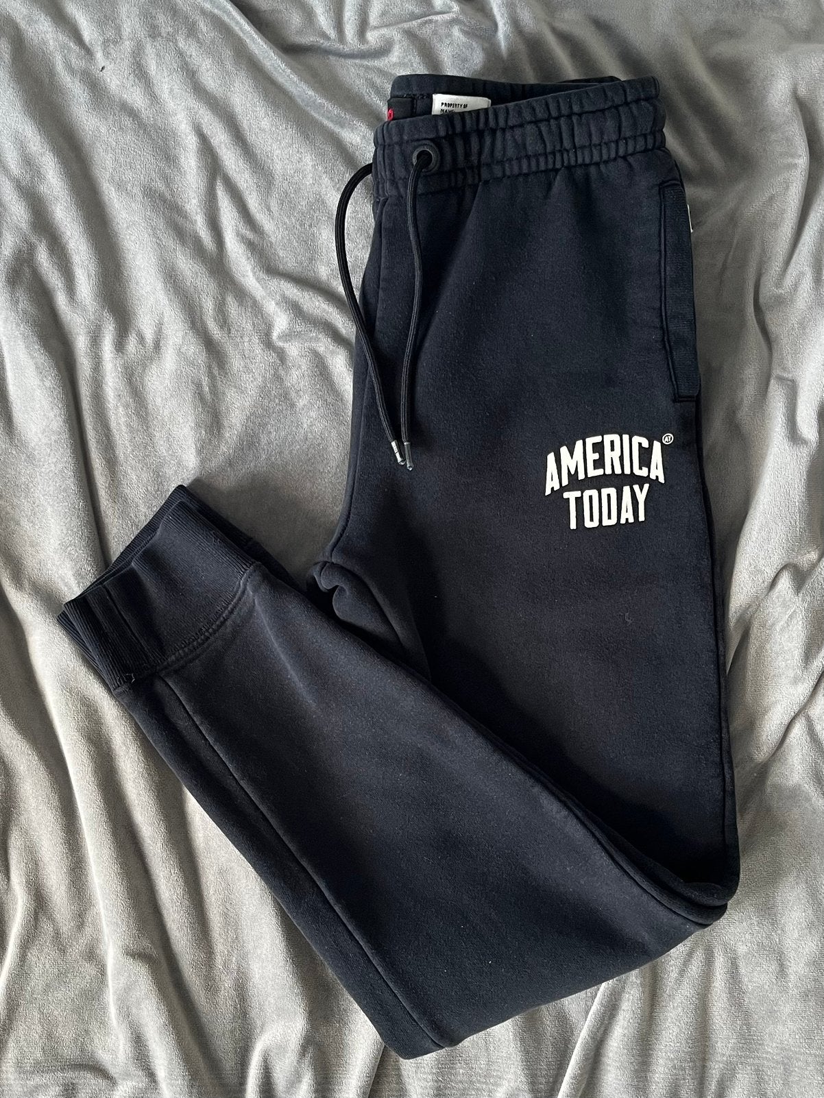 Zwarte joggingbroek trainingsbroek America Today mt 158/164, Broek, America Today, Jongen of Meisje, Ophalen of Verzenden