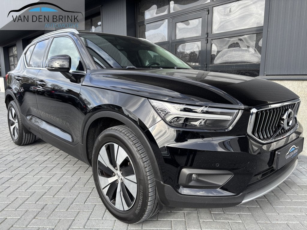 Volvo XC40 1.5 T4 Recharge Inscription Expression (bj 2021), Stof, Zwart, Bedrijf, Hybride Elektrisch/Benzine