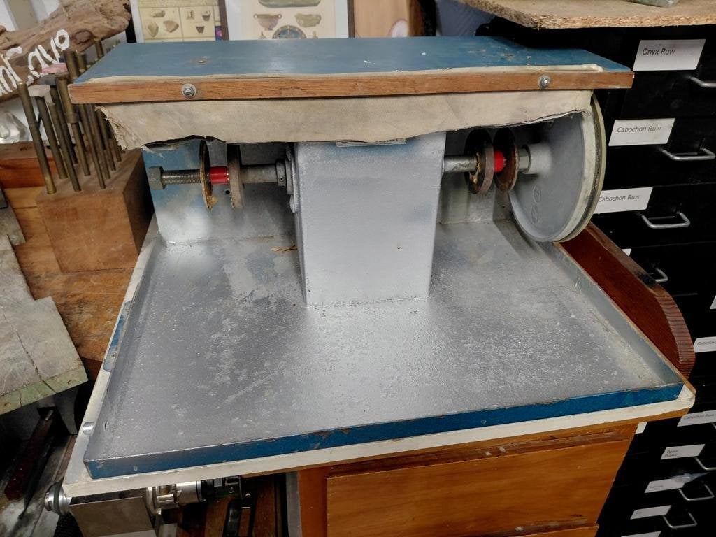 Edelsteen cabochon slijpmachine (lortone goudsmid gereedscap, Ophalen of Verzenden, Nieuw