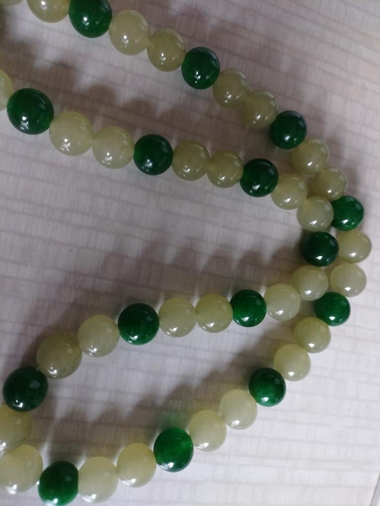 Unieke verzamelaarskwaliteit tweekleurige jade ketting, Sieraden, Tassen en Uiterlijk, Kettingen, Ophalen of Verzenden, Nieuw